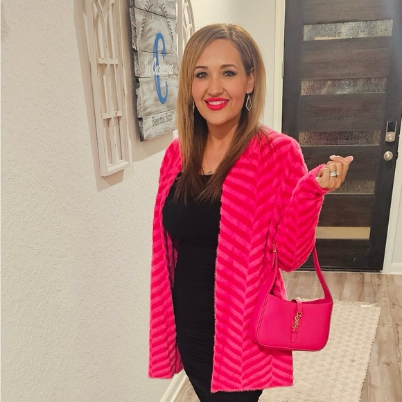 Live Show Flyer ✨🩷Little bits of everything! ❤️🌸❤️🌸❤️🌸❤️🌸 Come Shop With Me! 🥰🌸 - Picture 9 of 16